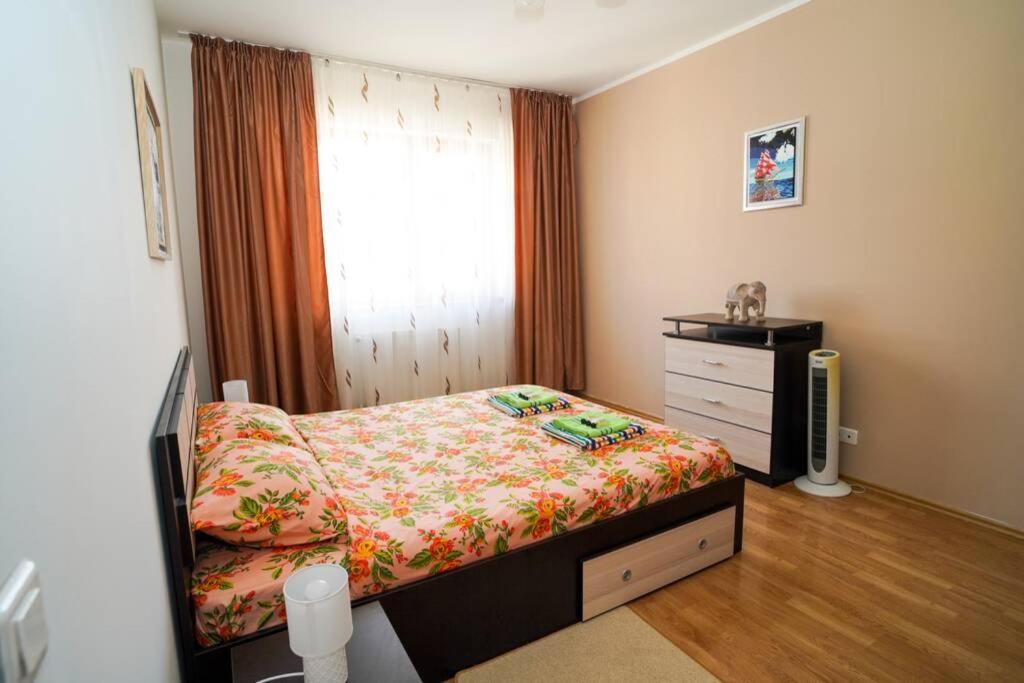 Sky Modern 1 Bedroom Apt W Free Parking Бухарест Экстерьер фото