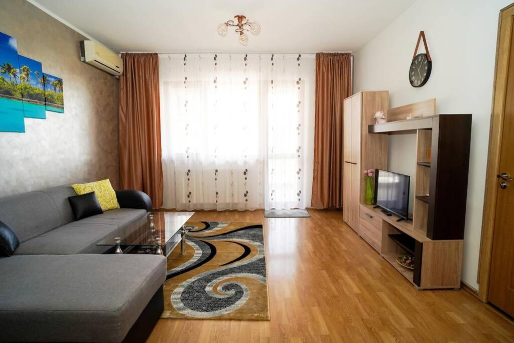Sky Modern 1 Bedroom Apt W Free Parking Бухарест Экстерьер фото