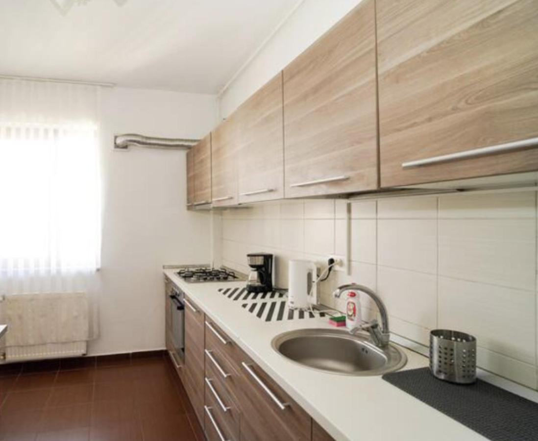 Sky Modern 1 Bedroom Apt W Free Parking Бухарест Экстерьер фото